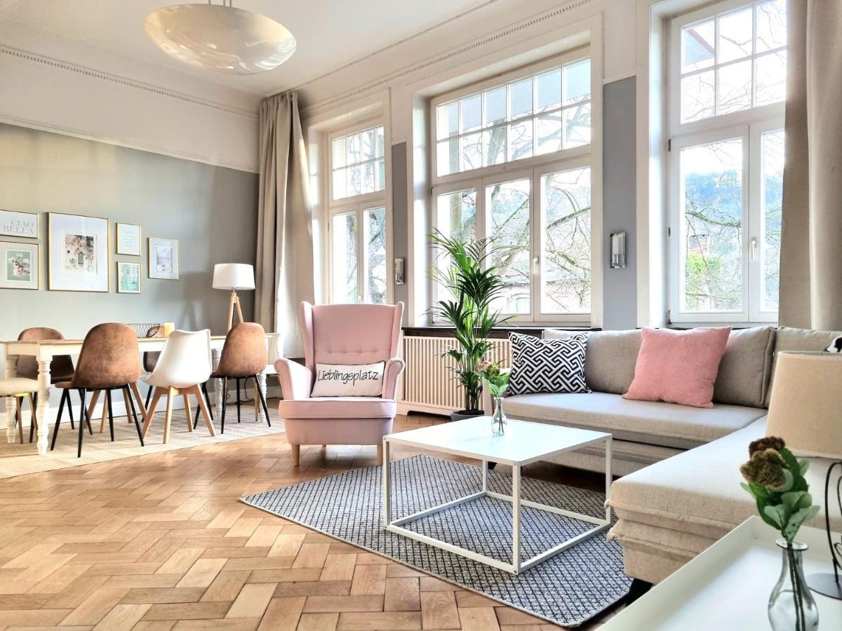 Charysma - Jugendstil Trifft Moderne, Schlafzimmer Mit Smart-Tv, Tischfussball, Darts, Parkplatz Гамельн Екстер'єр фото